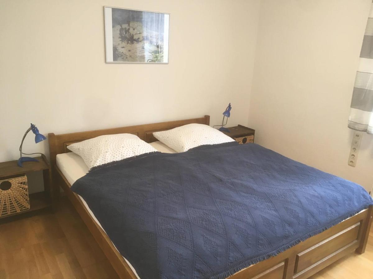 Ferienwohnung Kastanienblick Oder Parkblick, Oder Unser Radlerzimmer! Ziethen  Esterno foto