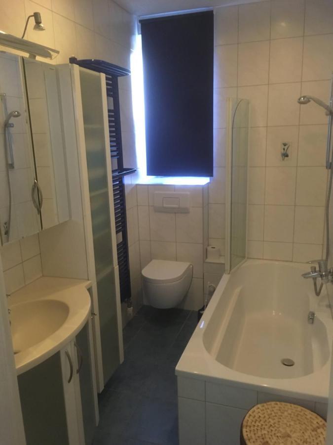 Ferienwohnung Kastanienblick Oder Parkblick, Oder Unser Radlerzimmer! Ziethen  Camera foto