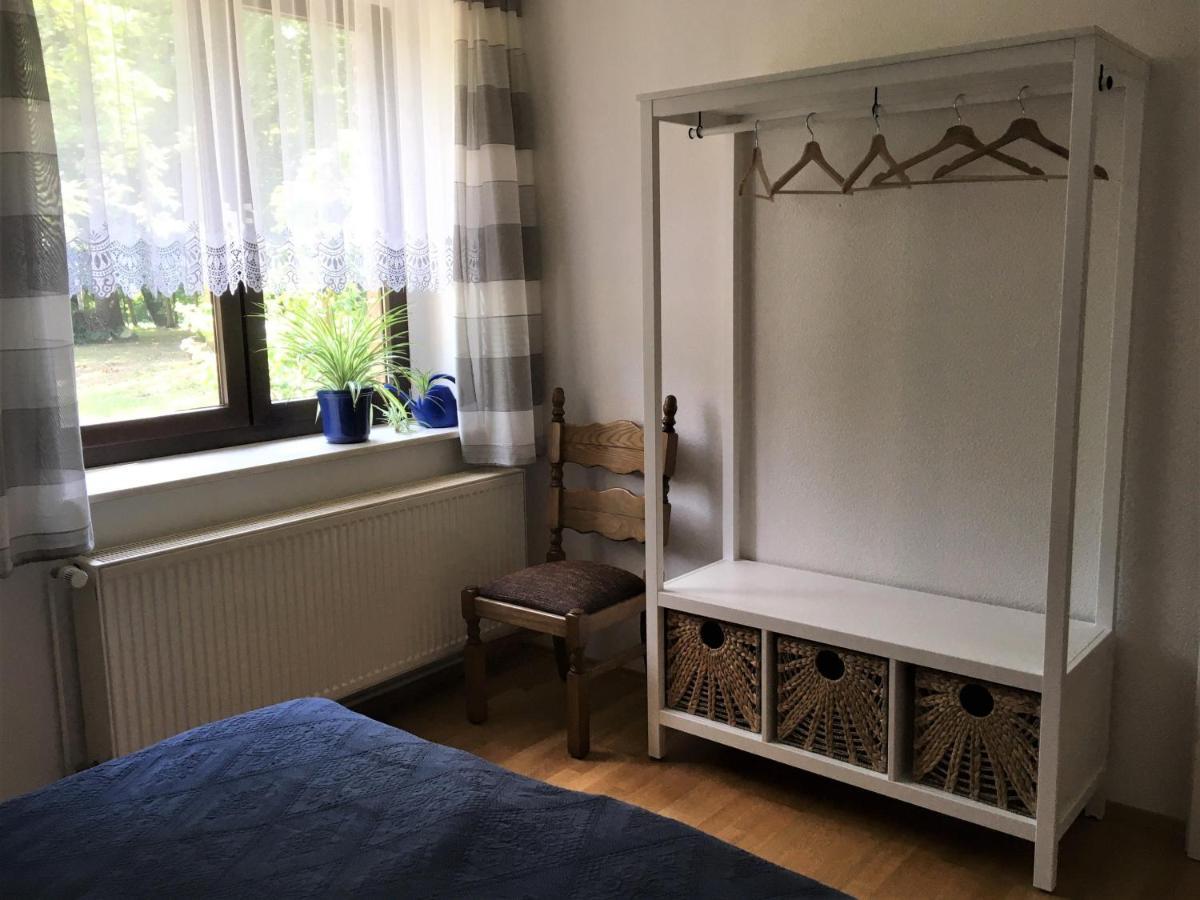 Ferienwohnung Kastanienblick Oder Parkblick, Oder Unser Radlerzimmer! Ziethen  Esterno foto