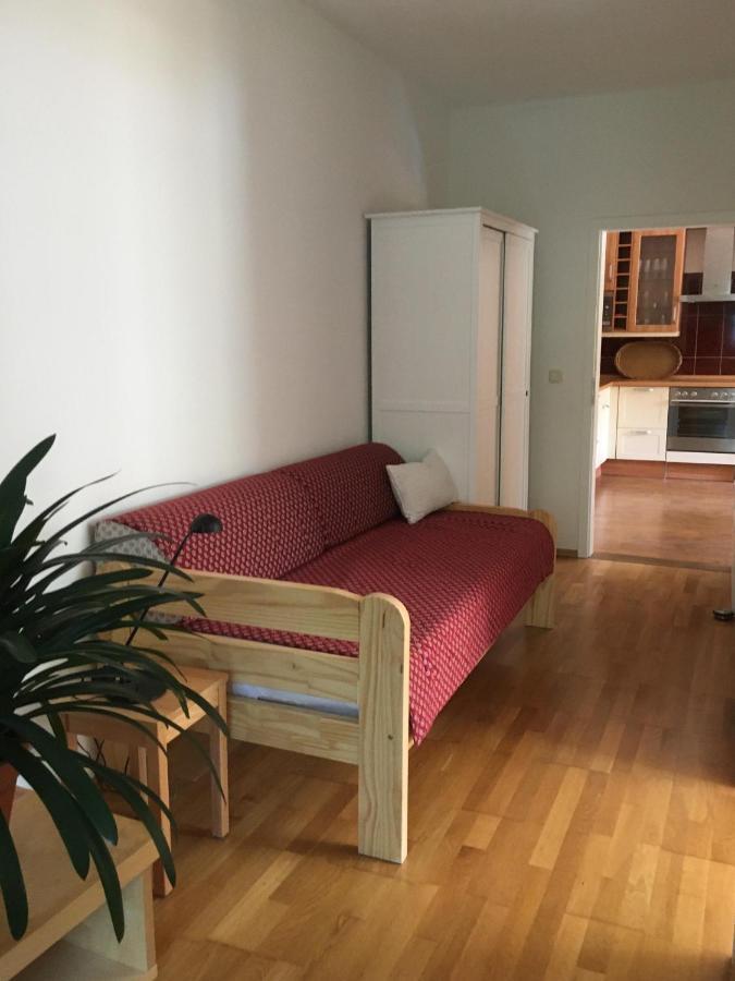 Ferienwohnung Kastanienblick Oder Parkblick, Oder Unser Radlerzimmer! Ziethen  Esterno foto