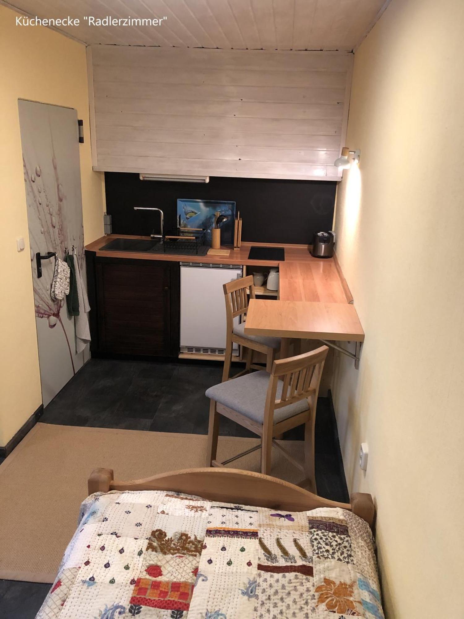 Ferienwohnung Kastanienblick Oder Parkblick, Oder Unser Radlerzimmer! Ziethen  Esterno foto